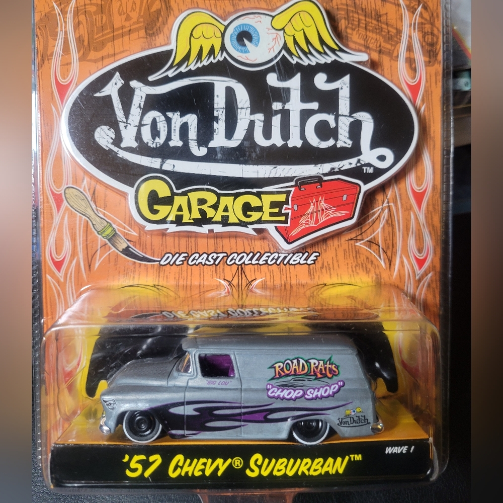 Von Dutch '57 Chevy Suburban Silver and Purple Die Cast Van
